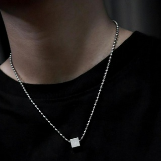 Meless | So cube สร้อยคอสแตนเลส จี้เหลี่ยม