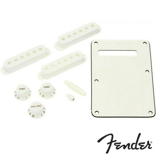 Fender® Strat Accessory Kit แผ่นปิดหลังกีตาร์ไฟฟ้า ทรง Start + ปุ่มหมุน + ฝาครอบ + หัวสวิทช์ + หัวคันโยก