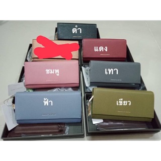 Charles &amp; Keith Basic Long Wallet กระเป๋าสตางค์ใบยาว ตกแต่งด้วยพู่