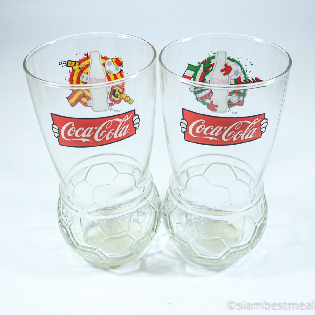 แก้วคู่โค้กบอลยูโร 2012 UEFA Euro 2012  ยี่ห้อ โคคา-โคล่า (Coca-Cola)  แก้วทรงตูดลูกบอล การแข่งขันฟุตบอลชิงแชมป์แห่งชาติ