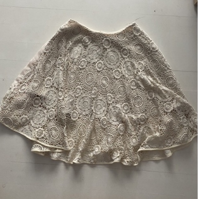 กระโปรงลูกไม้ TUTTI แท้ 💯