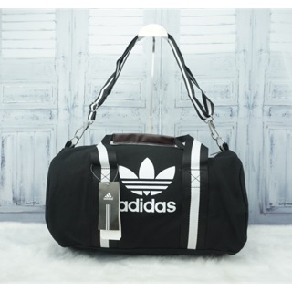 ของแท้ 💯% Adidas Hand/Sling Bag