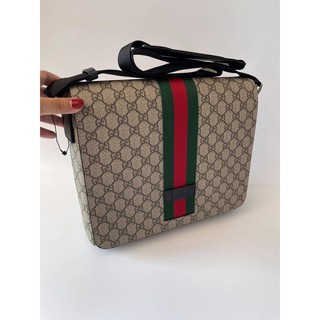 New🤍GUCCI GG Supreme Flap  Messenger Bag