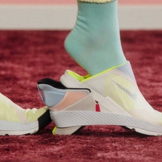 automatic lace up nikes