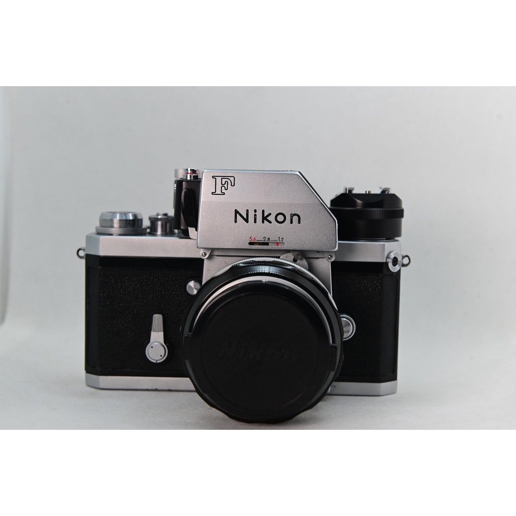กล้องฟิล์ม Nikon F พร้อมเลนส์ 50 f1.4
