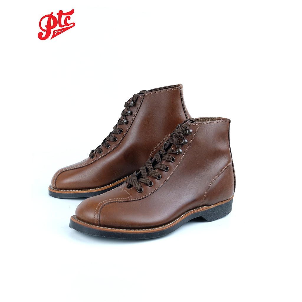 รองเท้าหนัง RED WING 8826