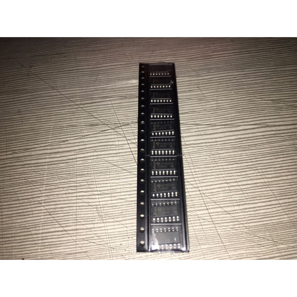 YTH TL084 TL084C TL084CDR หนึ่งในใหม่