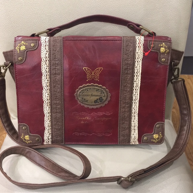 💥SALE 💥 กระเป๋าสะพาย Axes Femme