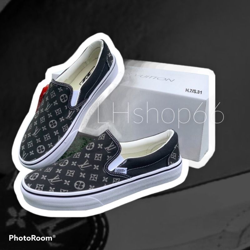 🌞 รองเท้า Louis Vuitton x Vans Classic Slip-On 9 พร้อมกล่อง เก็บปลายทางได้จ้า 🌸