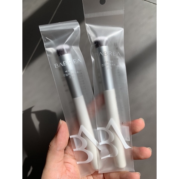 (2026)(พร้อมส่ง) แปรงลงคอนซีลเลอร์ด้ามสีขาว ขนนุ่มแน่น ไม่ทำให้เป็นคราบ ราคา ถูกที่สุด ดีลบีเคเค แกลเลอรีภาพที่ 7