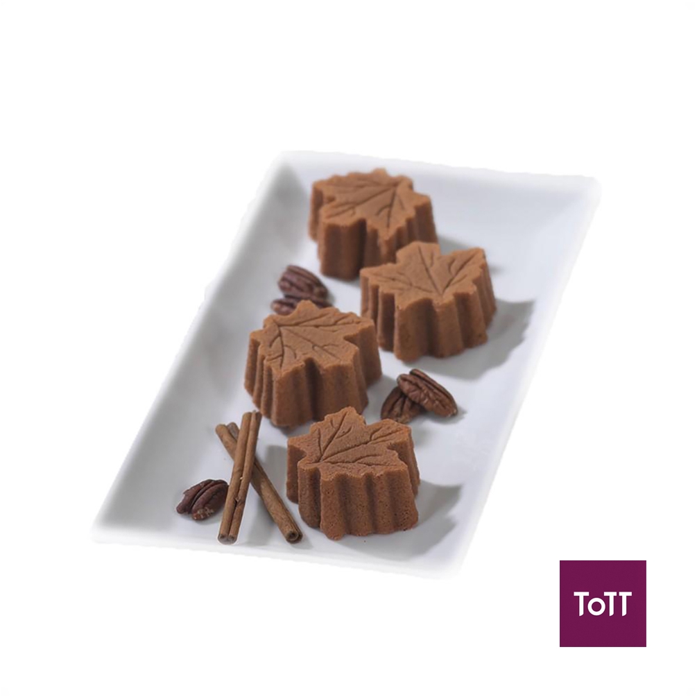 Nordic Ware Platinum Maple Leaf Pan L10xW9.25xH1.5