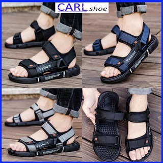 พร้อมสต็อก CARL ขนาด 39-44 รองเท้าแตะกันลื่นสำหรับนักเรียนชายแฟชั่นรองเท้าแตะชายหาดกลางแจ้งแบบสบาย ๆ รองเท้าแตะผู้ชายรองเท้าแตะ