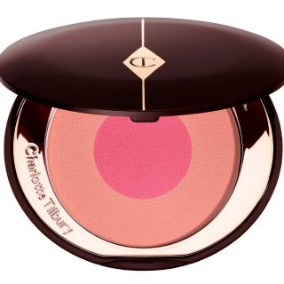 Charlotte Tilbury Cheek To Chic บลัชออน 2 สีในตลับเดียว เพิ่มมิติการทาบลัชออนให้ดูธรรมชาติ