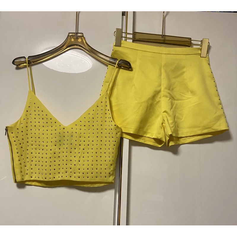 My Wynn Z.S set เสื้อ+กางเกงขาสั้น งานปัก สีเหลืองเลม่อน