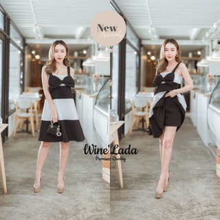 WineLada: Set 2 Pcs. Set เสื้อสายเดี่ยว+กางเกง ไล่สีขาวดำ หน้าอกแต่งโบว์ใหญ่