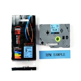 เทปพิมพ์อักษร 9มม. อักษรดำพื้นน้ำเงิน RPM TZA-521