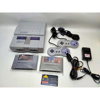 Super nes โซนอเมริกา America แท้ ไฟไทยพร้อมเล่น เสียบได้ทั้งตลับ Japan และ อเมริกา รองรับตลับสองแบบ จอยสวยๆกดเด้ง