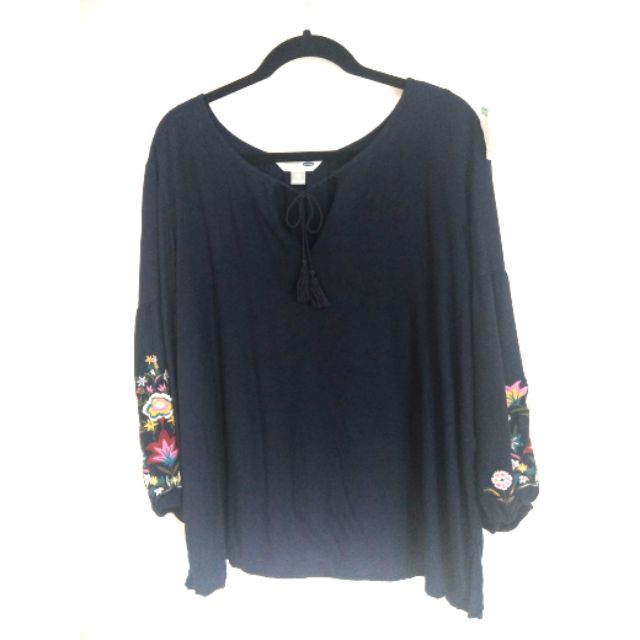 เสื้อคุณผู้หญิงไซส์ XL
แบรนด์ : Old Navy