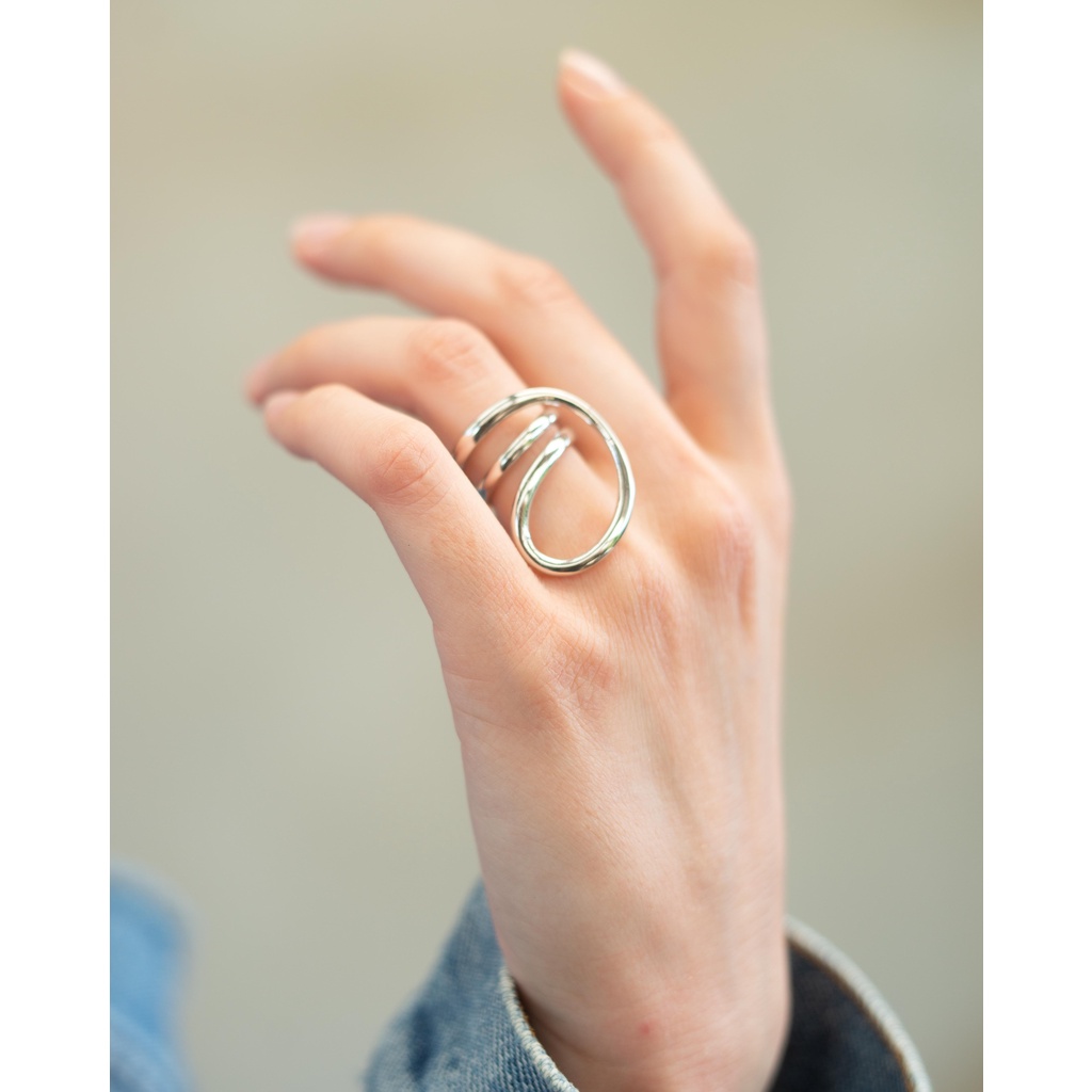 SWAN - Nova Ring แหวนเงินแท้ เงินเกลี้ยง ดีไซน์โค้ง