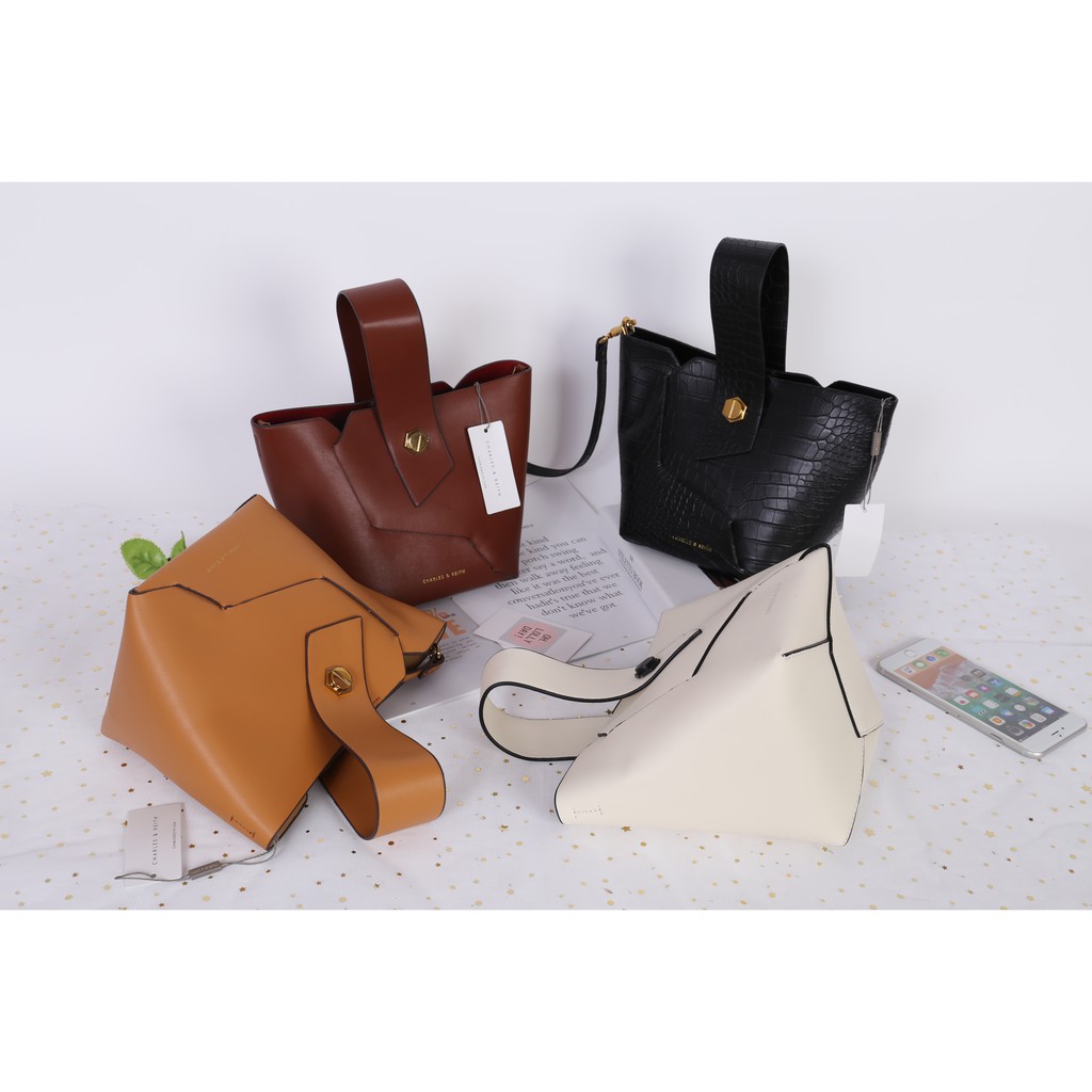 wristlet handle bucket bag