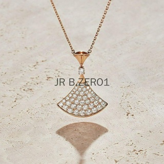 จี้สร้อยคอสีโรสโกลด์ 18 Kt 2021