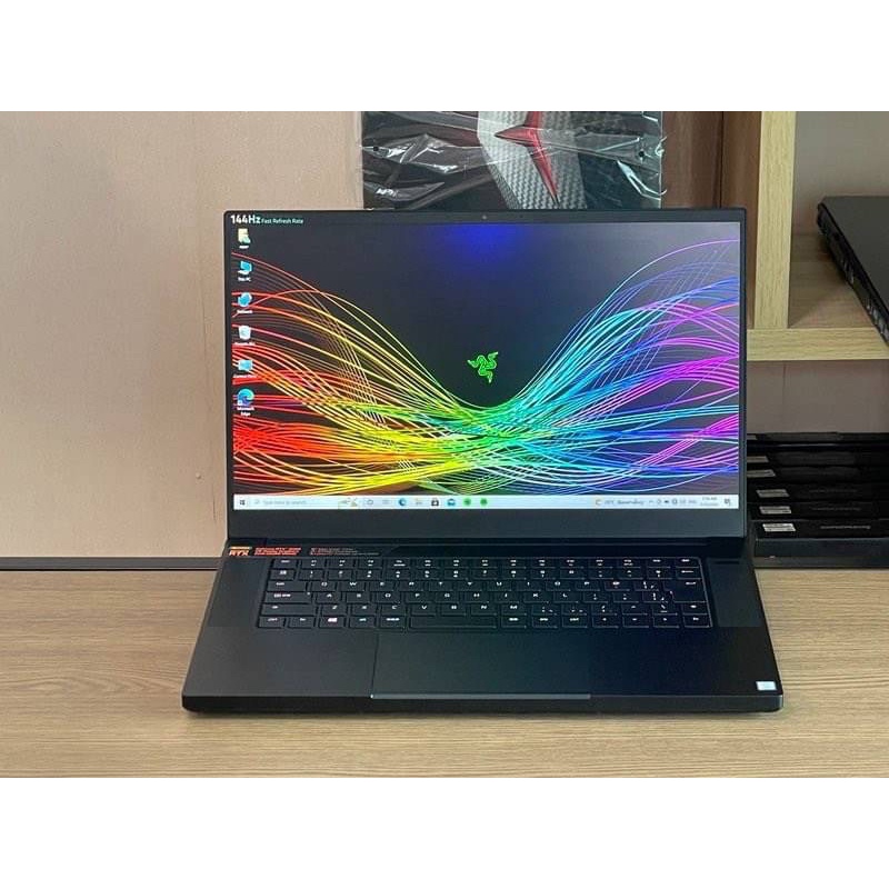 Razer Blade 15 RZ09-03006J92 i7-9750H SSD512GB RAM16GB RTX 2060 (6GB GDDR6)คีย์ Eng RGB มีตำหนิ