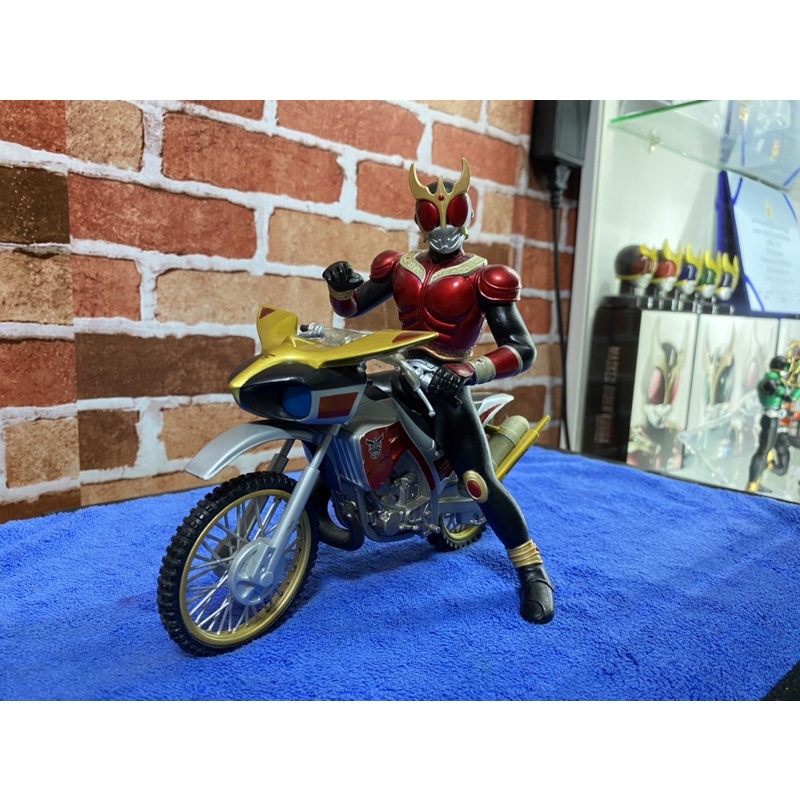 Banpresto DX Figure & Bike Masked Rider Kamen Rider Kuuga and Try Chaser 2000