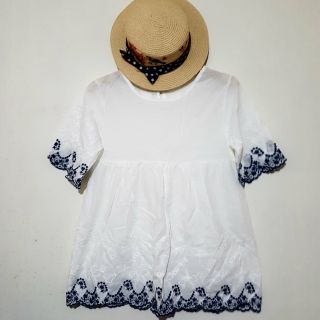 OR เสื้อสปันปักฉลุลายดอก ปักขาว-น้ำเงิน