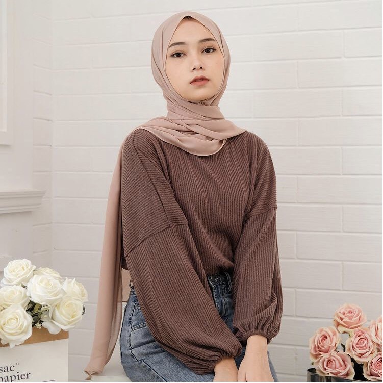 CALLA SWETER โดย EDMEE OUTFIT