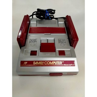 Nintendo Famicom Japan แท้ สล๊อตเหล็ก สีเงิน ระบบ AV Play Station งานสี Custom