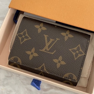 New Lv Card Holder   Fullset no rec.