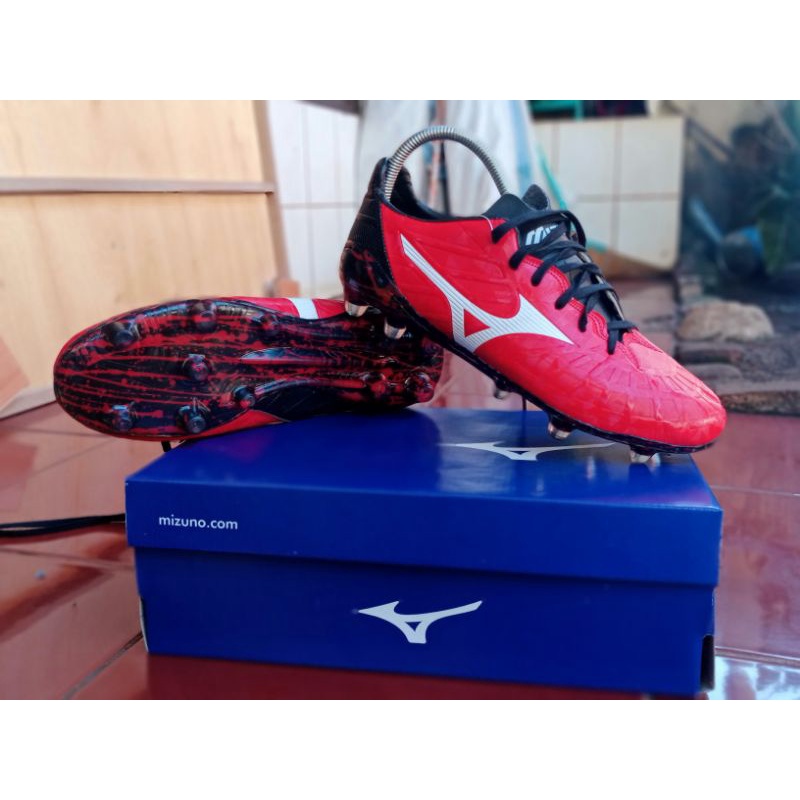 รองเท้าฟุตบอล MIZUNO REBULA BONUS KOSKAKI ใหม่ล่าสุด