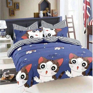 Sweet Kip Bedding ชุดผ้าปูที่นอนขนาด 3.5ฟุต/ 5ฟุต/ 6ฟุต พร้อมผ้านวมขนาด 180 x 220 เซ็นติเมตร รวม 6 ชิ้น  ลายแมวจี้