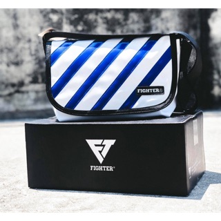 กระเป๋า Fighter Collections Off-white ขาว-น้ำเงิน