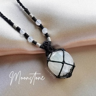 สร้อยคอเชือกถักจี้หินเรนโบว์มูนสโตน Moonstone