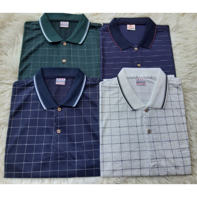 เสื้อผ้าผู้ชายแขนสั้นคอปกมีกระเป๋าเสื้อ