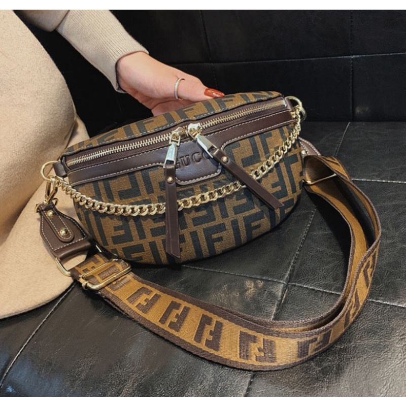 ((ลดพิเศษ))​ พร้อมส่งไทย ส่งไว  กระเป๋าคาดอกผู้หญิง​  สวยตรงปกหนังดี​ ถ่าย​จาก​สินค้า​จริง​