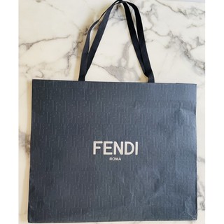 ถุงกระดาษ FENDI ใบใหญ่ ลายนูน แท้💯