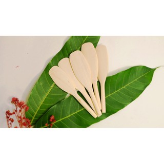 ไม้พาย สำหรับตักแว็กซ์  ใช้ร่วมกับแว็กซ์ได้ทุกชนิด