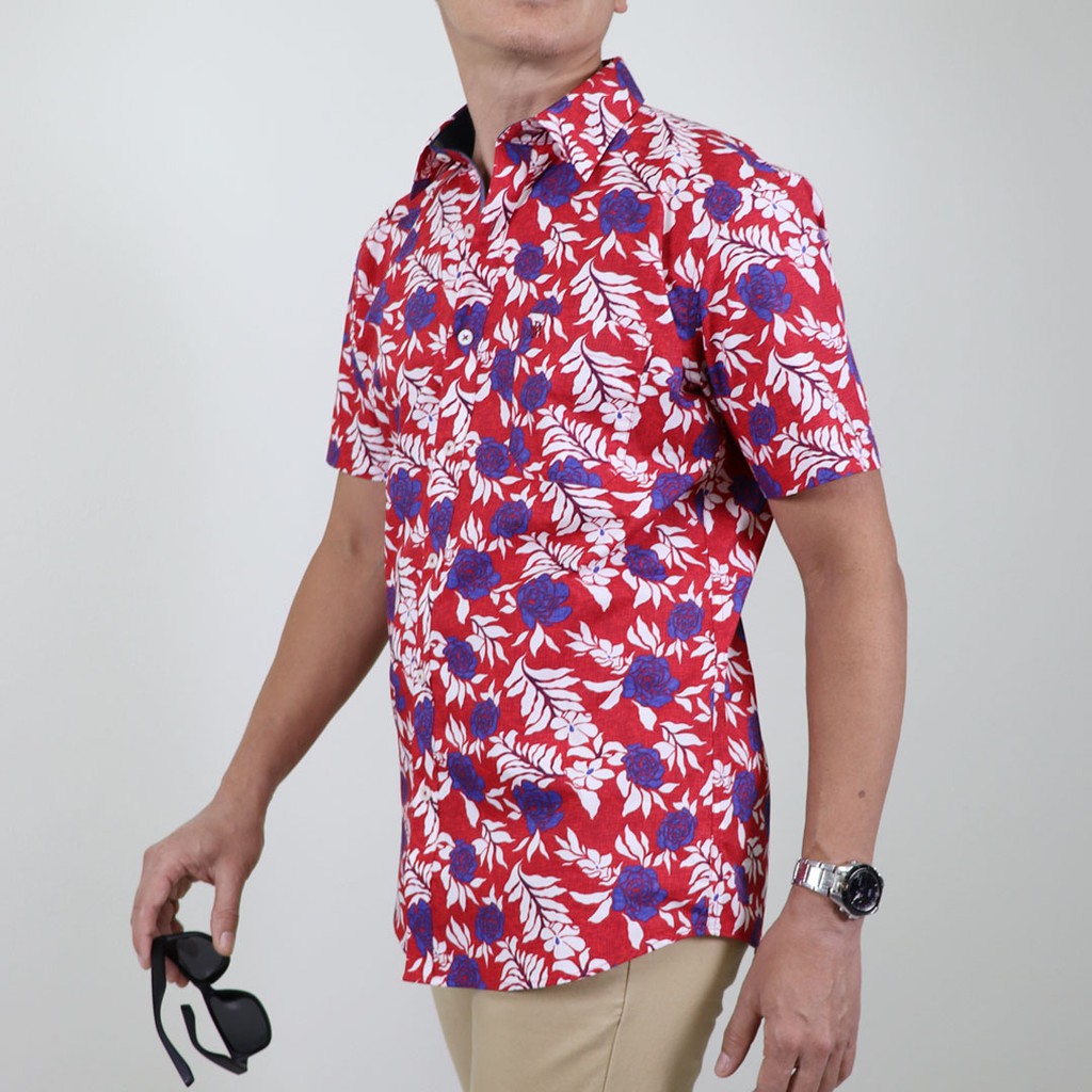 PAUL MARC เสื้อเชิ้ตแขนสั้น ลายพิมพ์ดอกไม้ floral สีแดง slim fit สงกรานต์ ผ้านุ่ม ระบายอากาศดี