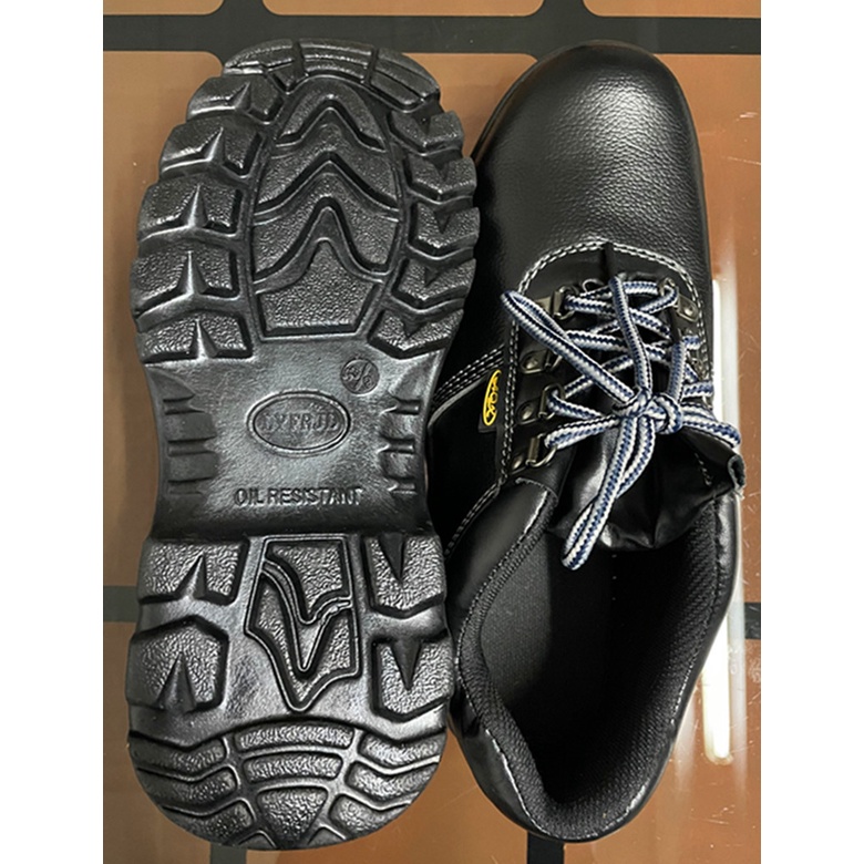 รองเท้าเซฟตี้ safety shoes หัวเหล็ก พื้นเหล็ก SIZE 36-48 J211