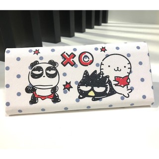 BAD BADTZ   xo  กล่องแว่น กล่องแว่นตา แบบพับได้ พกพาสะดวก รุ่นใหม่ ลาย  แบด แบด ขาว xo     ผลิตจากวัสดุอย่างดี กล่องใส่แ