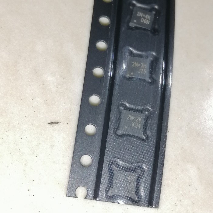 แล็ปท็อป IC RT8249CGQW RT8249C SMD 2N 3H 2K 4F 4K 4H 4L 3L 3F 2N- Qfn-20 Mlc3 -