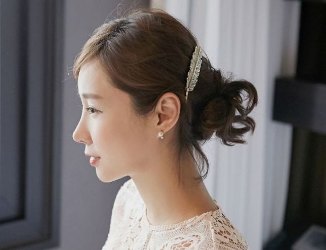 พร้อมส่ง  กิ๊บสปริงตัวใหญ่ประดับผมลายใบไม้ - รูปที่ 3