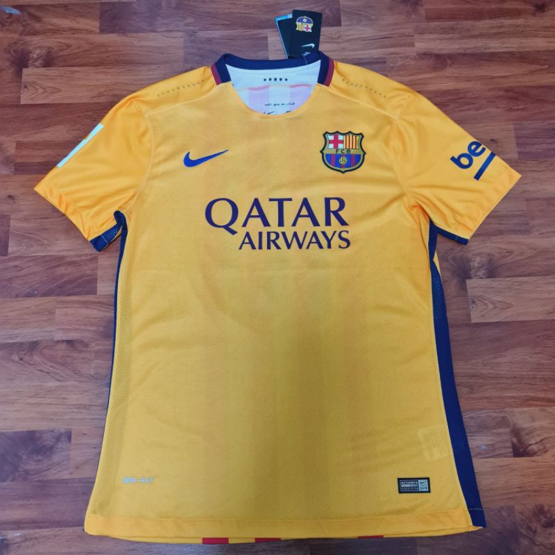 เสื้อฟุตบอล Barcelona 2015-2016 (เยือน) Messi