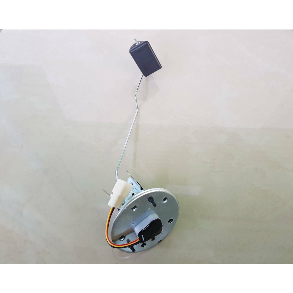 ลูกลอยในถังน้ำมัน TOYOTA MIGHTY-X,LN85,LN90,LN100 ไต้หวัน ราคาลูกละ280บาท