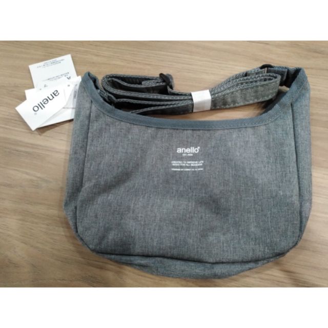 Anello​ กระเป๋าสะพาย​ไหล่แท้​ ใบเล็ก