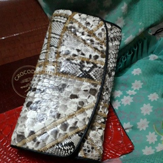 python long wallet purse กระเป๋าหนังงูหลาม