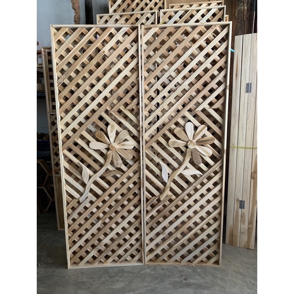 ฉากกั้นห้องไม้สักพับได้(ดอกกลาง)✅ม่านไม้สักบังตา✅ฉากกั้นห้อง✅มี 4 พับ✅ยาว 2 เมตรสูง 1.5 เมตร - รูปที่ 2