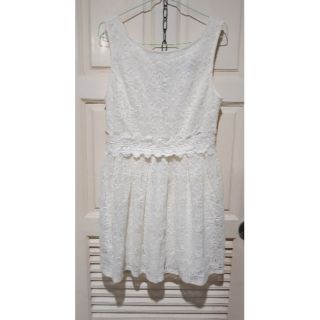 Forever21  Lace Dress size M ***Import ***